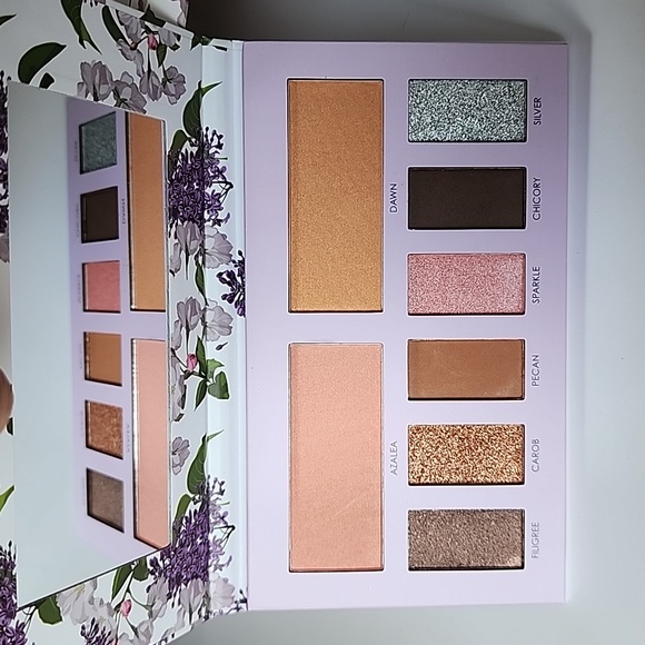 Seraphine Botanicals - Sakura + Sage Vegan Eyeshadow & Blush Patte - Picture 6 of 9